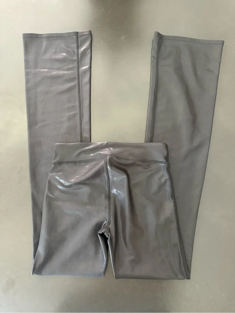 ALO Flare Leggings